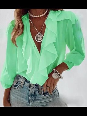Ruffled V-Neck Chiffon Blouse - Mint Green